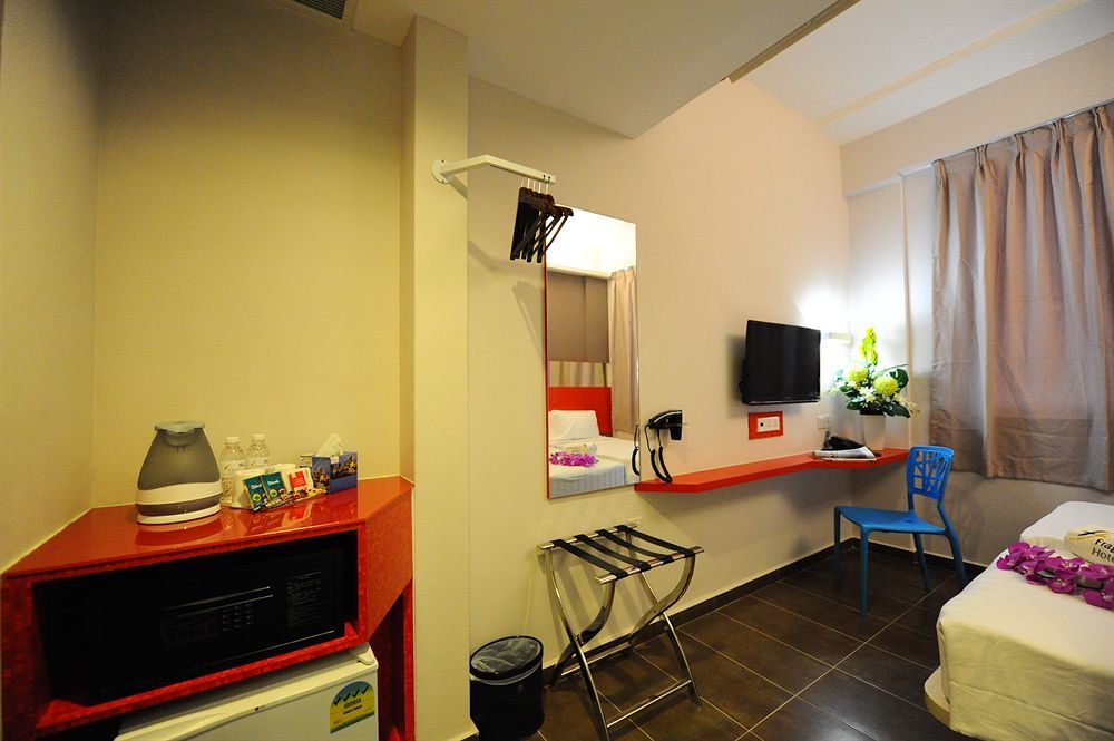 Ibis Budget Singapore Pearl Exteriör bild