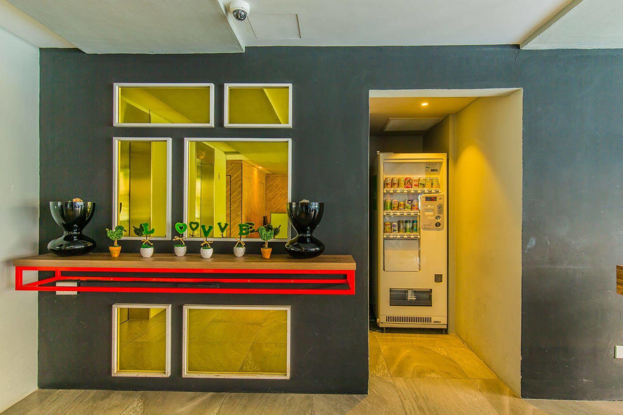 Ibis Budget Singapore Pearl Exteriör bild
