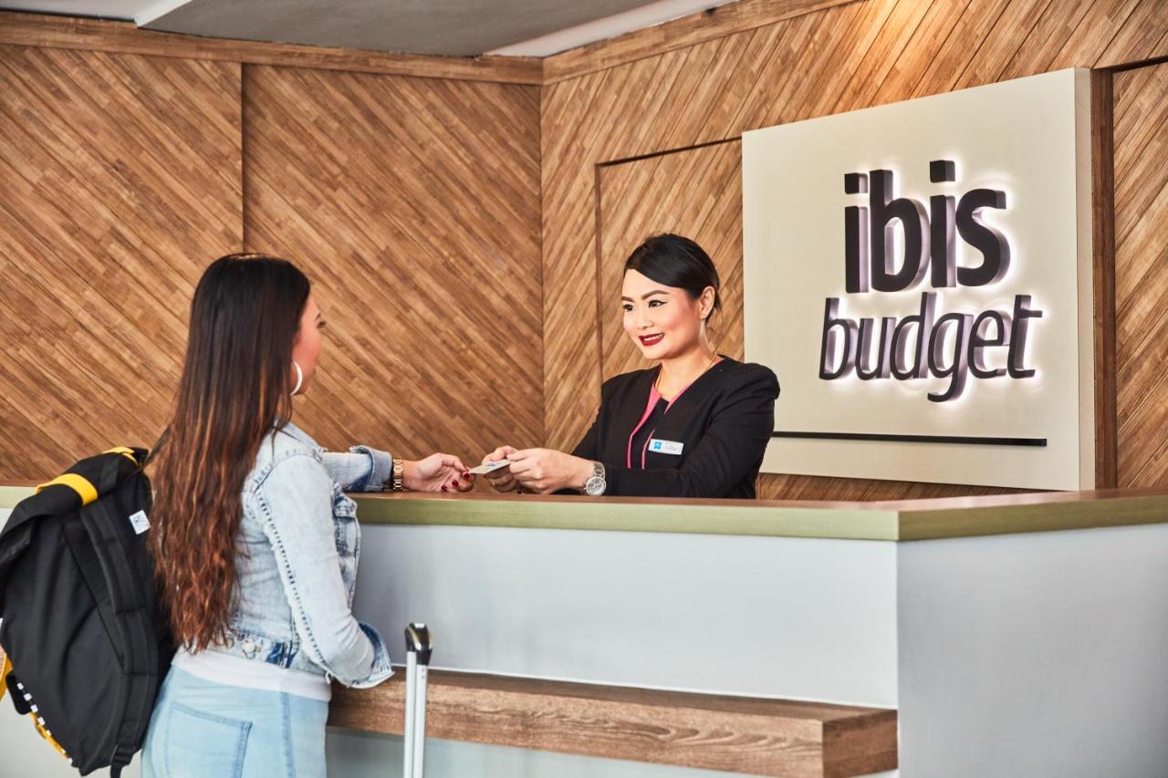 Ibis Budget Singapore Pearl Exteriör bild